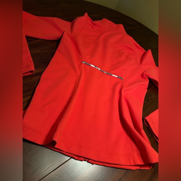 Zella Red Zip Up Jacket - Picture 4 of 4